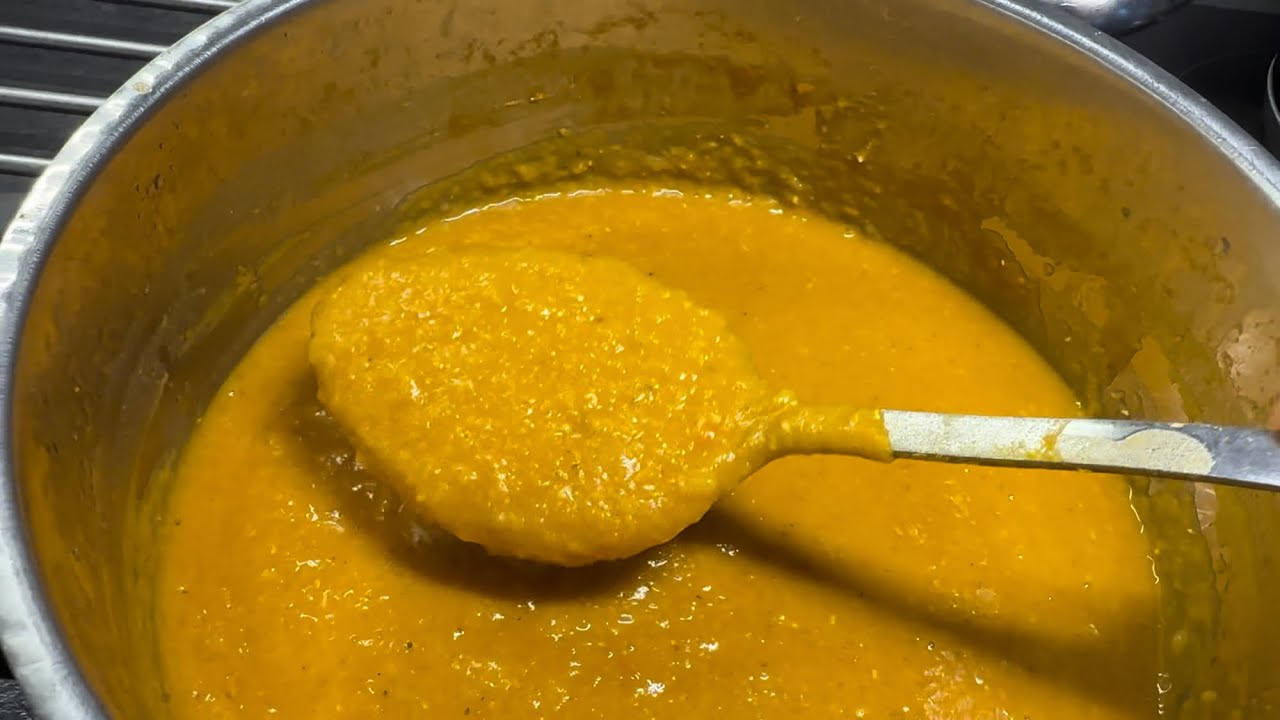 شوربة العدس الحمراء.  انغام الرماحي 