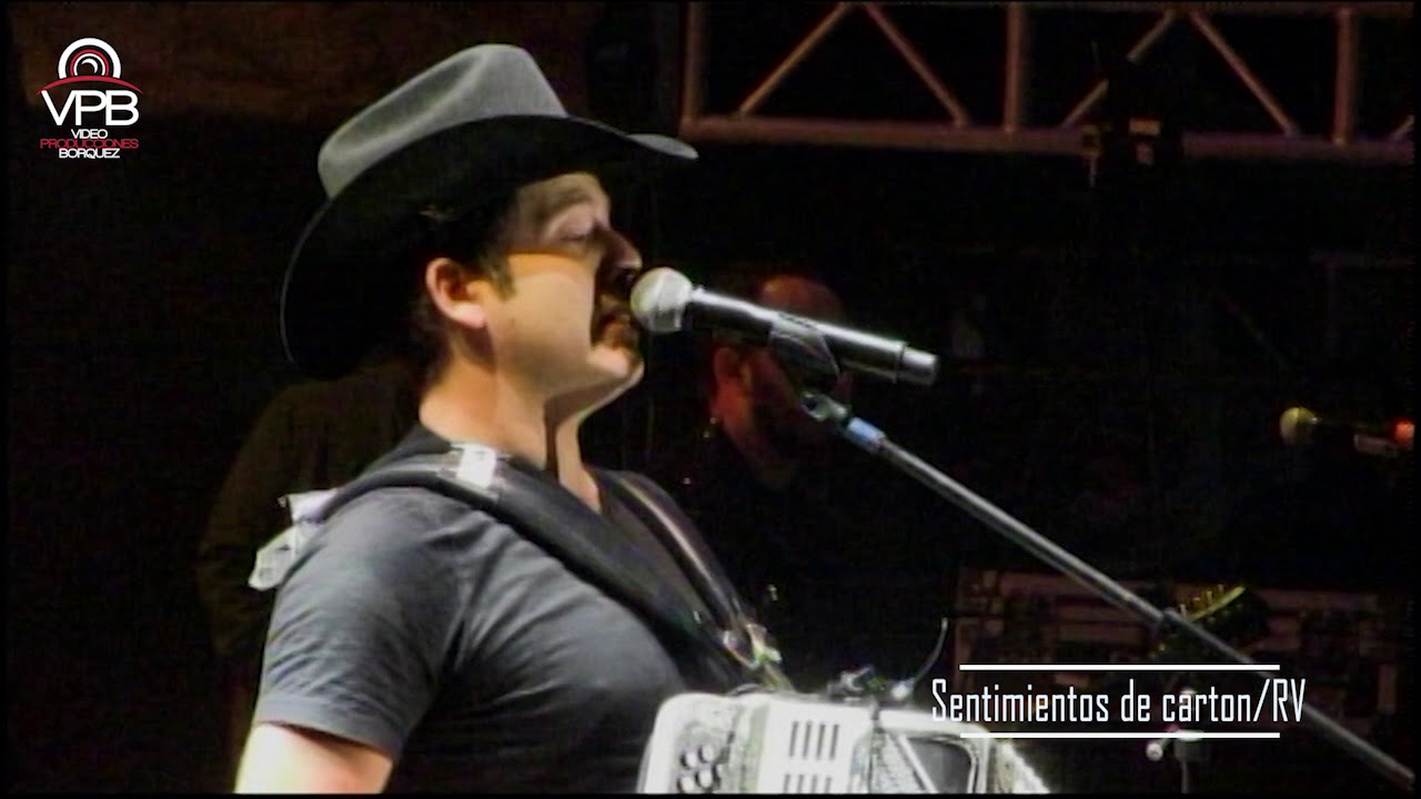 Remmy Valenzuela / Mentí & Sentimientos de Cartón  - (en vivo/ León Guanajuato)
