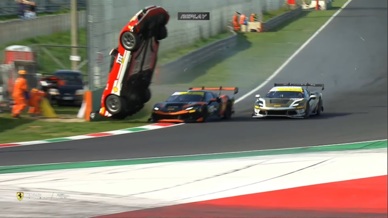 Another Big Crash at Ferrari Challenge Europe, Coppa Shell Round 1 - Monza | Race 2