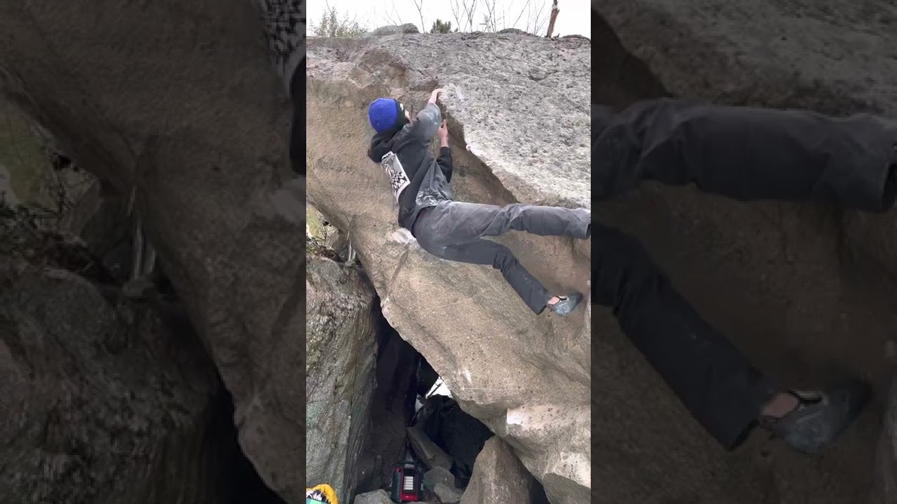 Vorpal Blade Stand V11/8A - Goldmine, ON