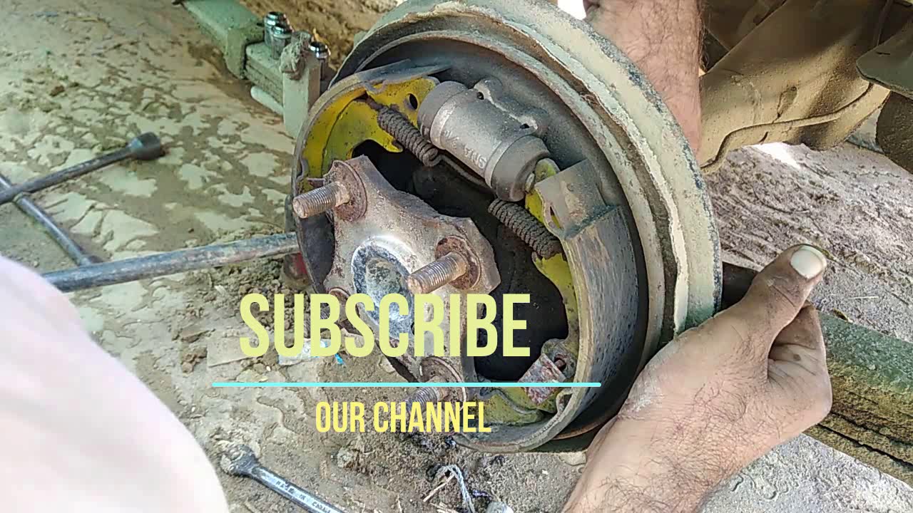 How to change Rear axle bearing of suzuki ravi/bolan