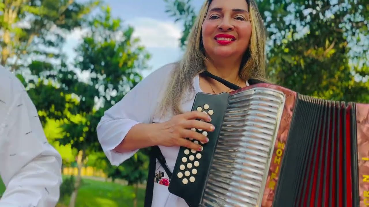 Con Cristo Todo Lo Puedo - Juan Fuentes & Belcy Bertel (Video Oficial).