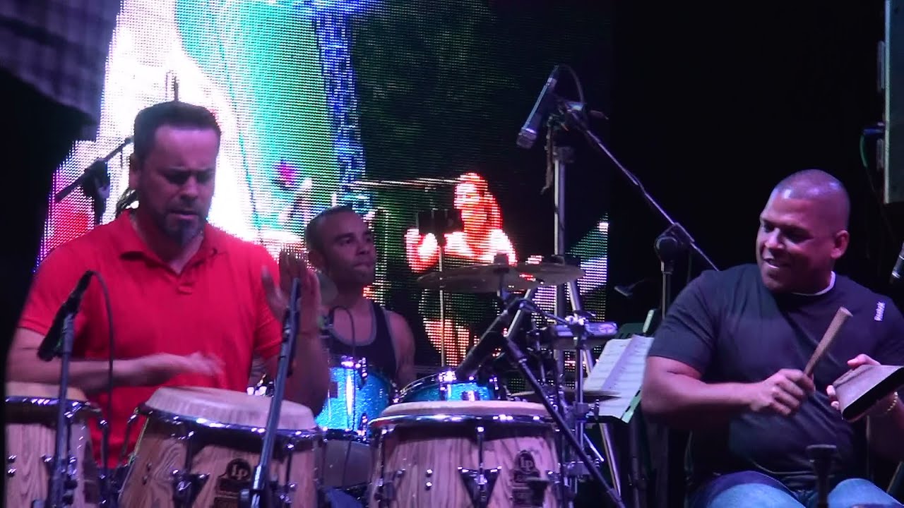 JERRY MEDINA y LA BANDA  * TIMBA DURA y GOZA CONMIGO