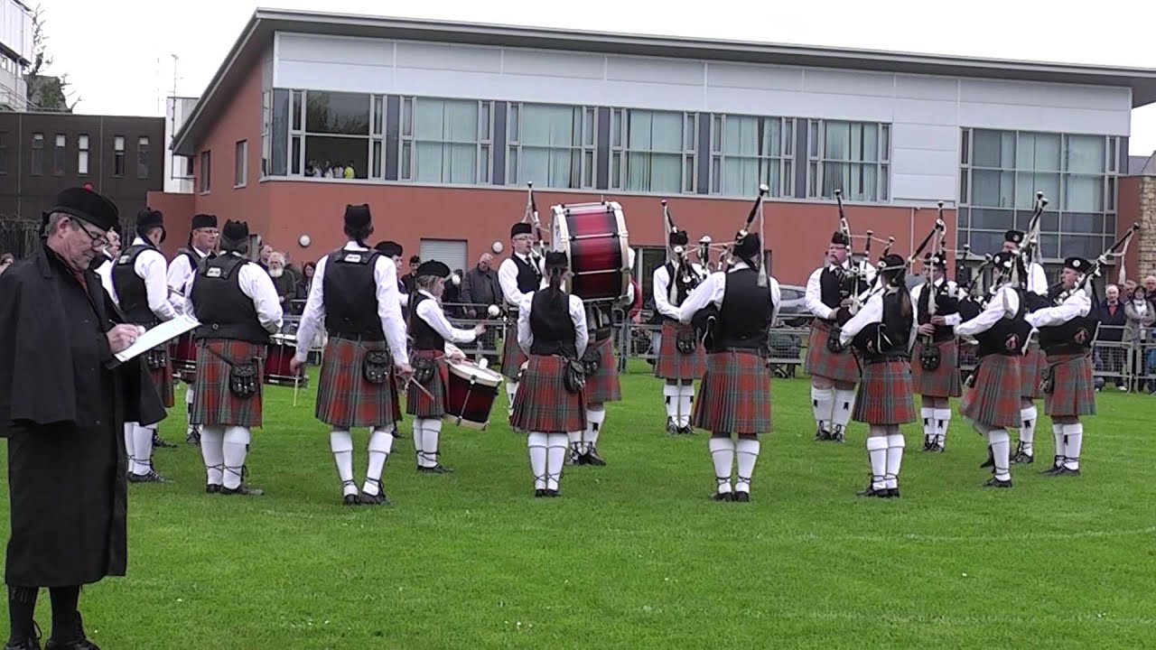 Thiepval Memorial Pipe Band Enniskillen 2014