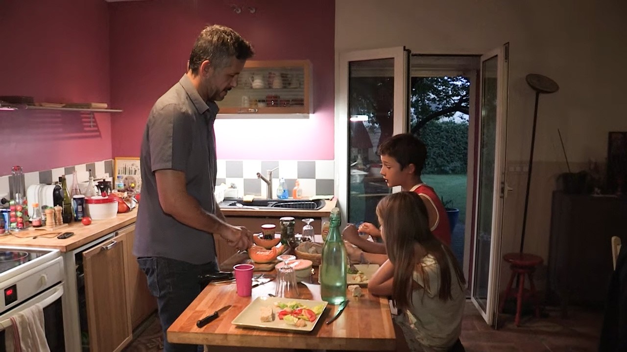 4h du matin, papa solo ne lâche rien