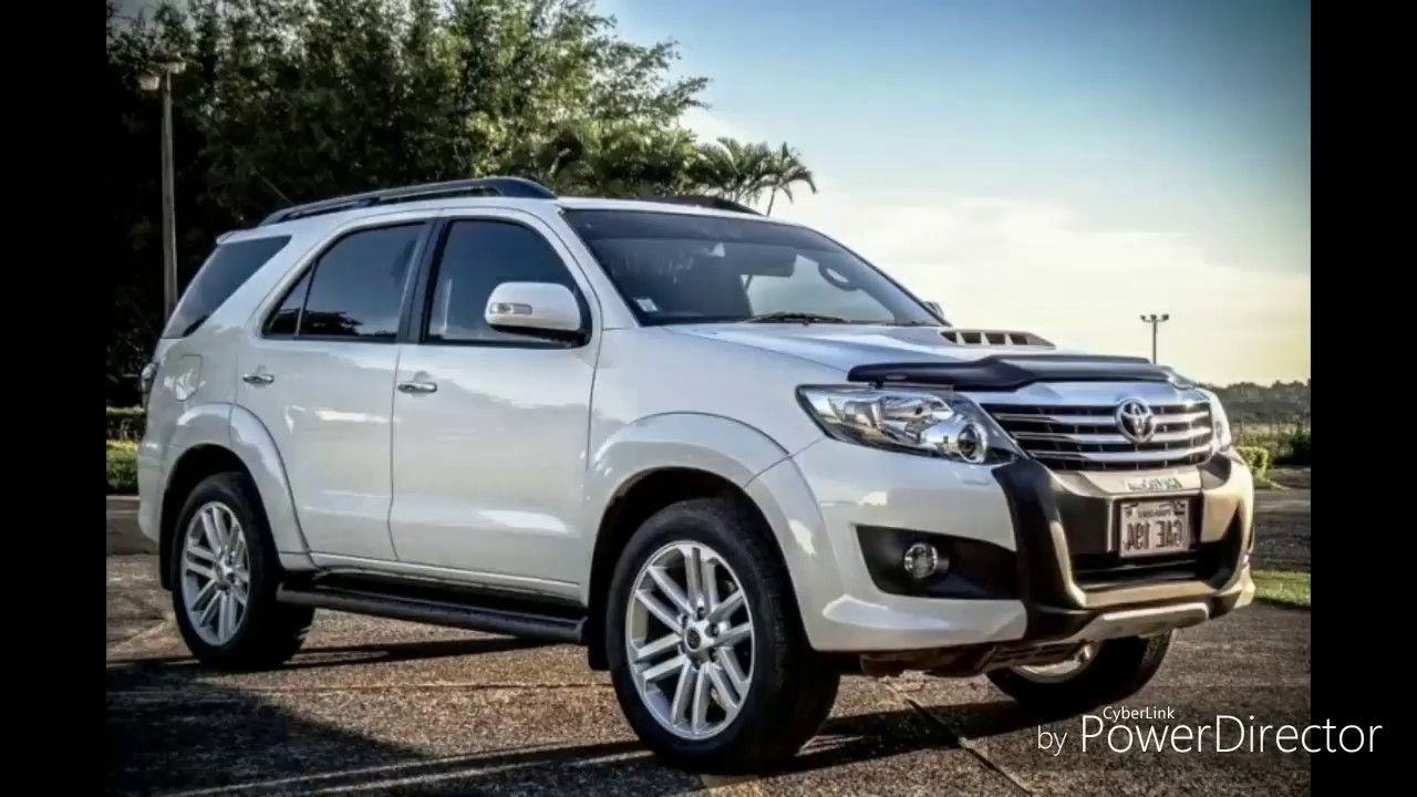 Fortuner pulls 15 tonne fire tanker at shahibaug underpass ahmedabad
