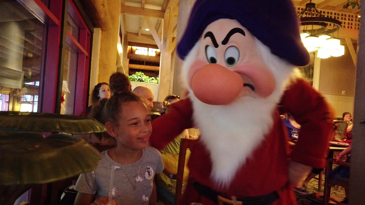 Meeting Grumpy at Disney's Wilderness Lodge | Disney World #shorts