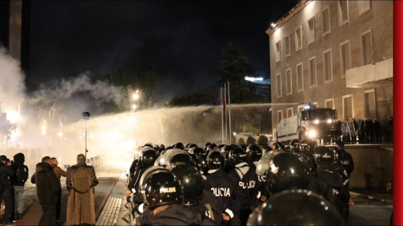 Flamur Noka thirrje policisë: Mos guxoni të prekni protestuesit