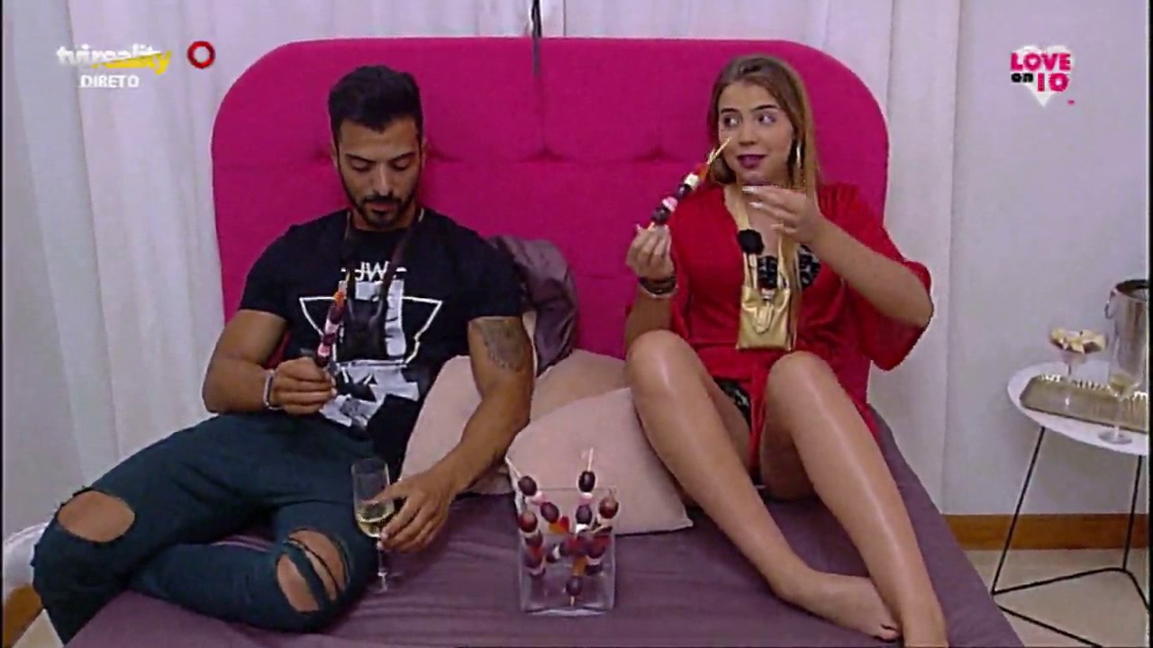 Paulo e Andreia Silva entram no quarto do amor