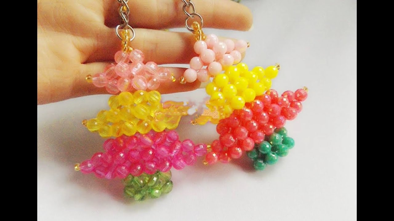 DIY  bead crystal Christmas tree keychain 水晶串珠教学 圣诞树挂饰