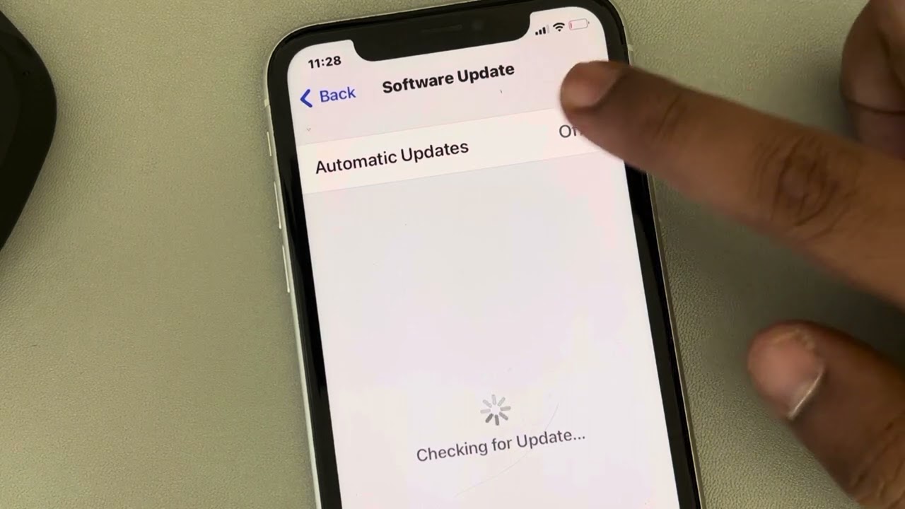 How to disable automatic software updates in iPhone