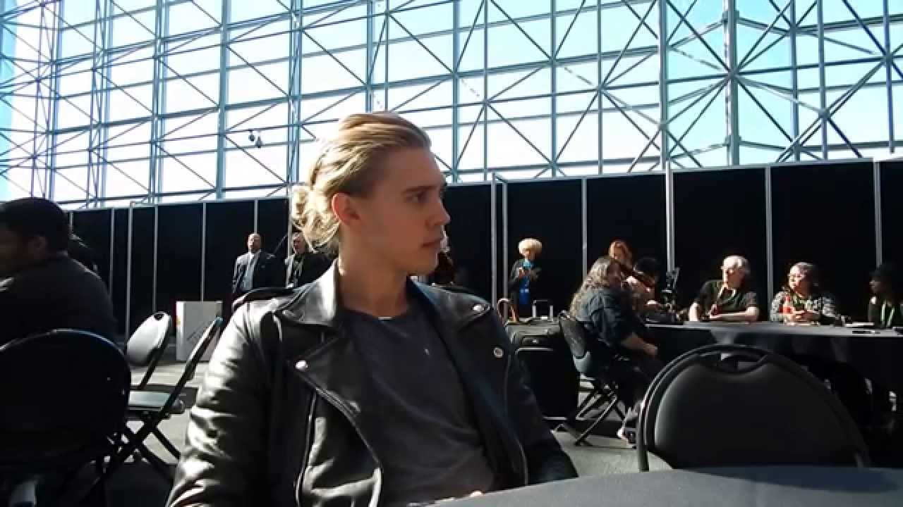 Austin Butler (Wil Ohmsford) discussing MTV's The Shannara Chronicles (NYCC 2015)