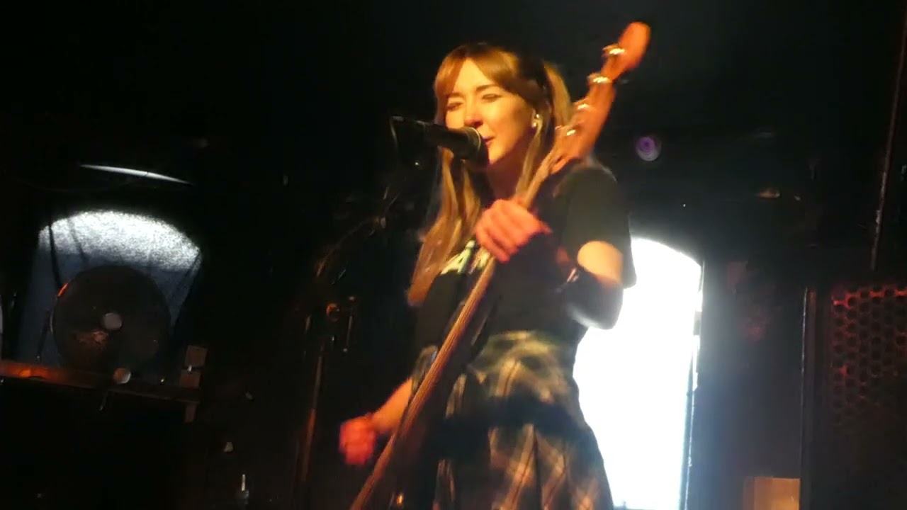 Slackrr   Save your breath   Live at The star and garter manchester 6 April 2025
