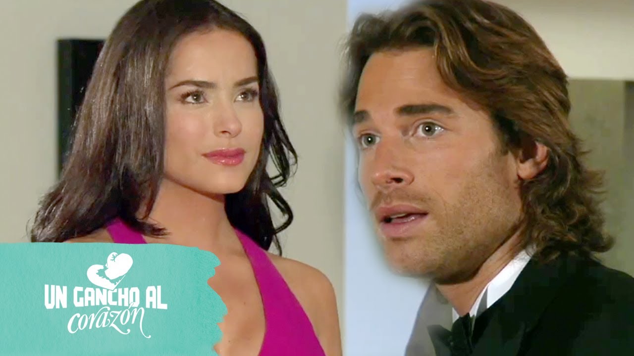 Un gancho al corazón: Cena en la embajada | C-14 | tlnovelas