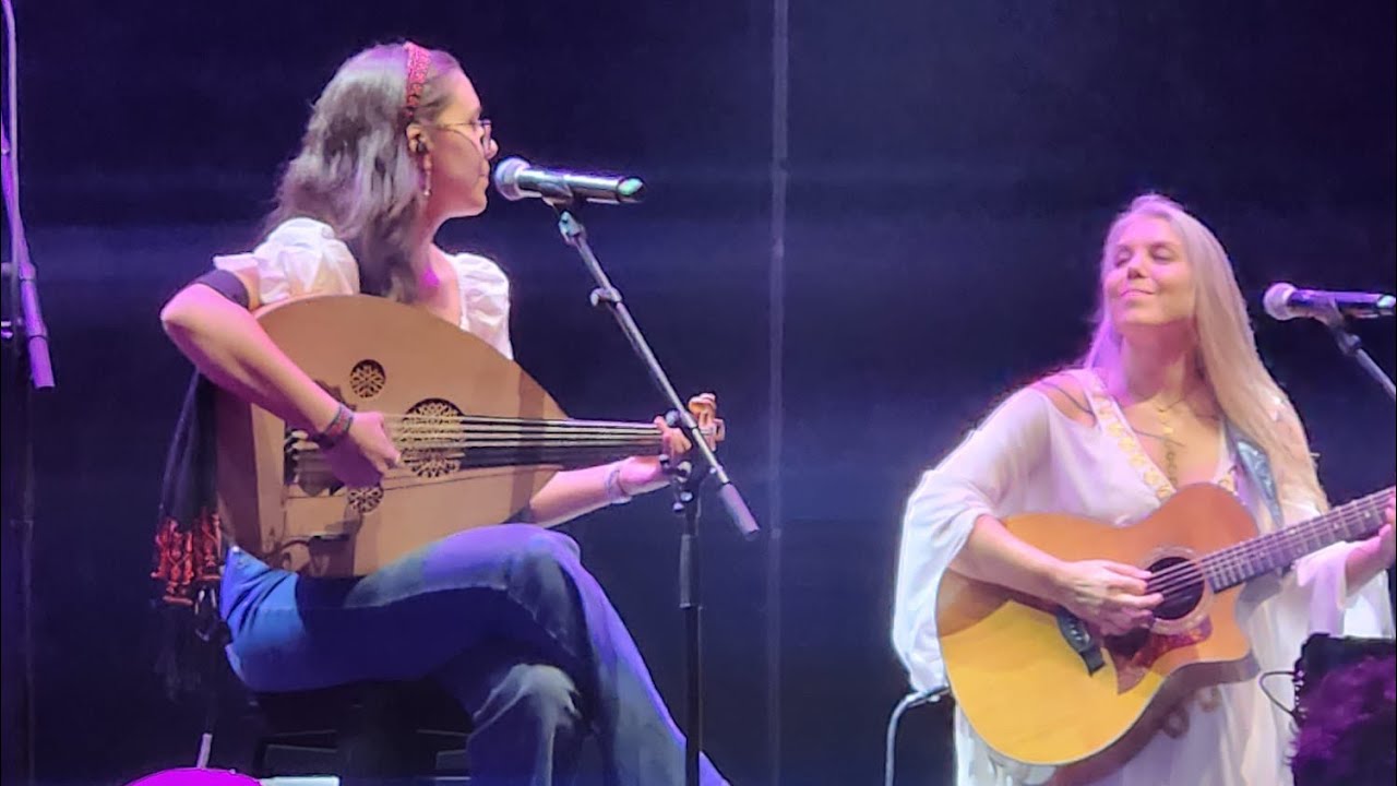 Prayer of the Mothers 1/7 اجا الوقت הגיע הזמן It’s time - Yael Deckelbaum and Layan Hawila