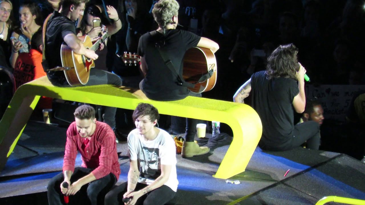 12 Little Things - One Direction OTRA Philadelphia 09-01-15