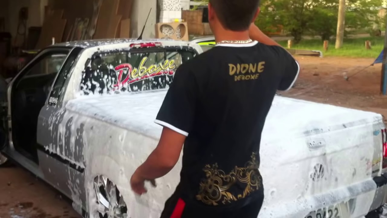 SAVEIRO G3 DEBOXE 16 CARA PRETA
