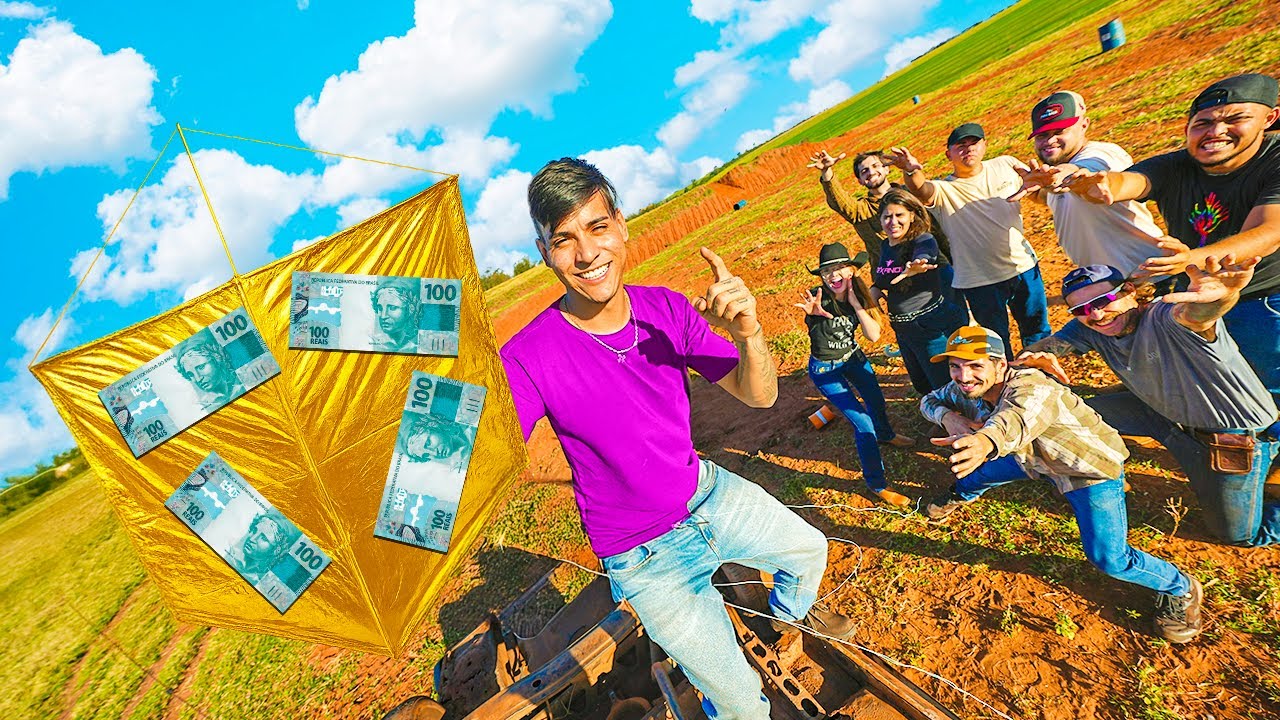PIPA PREMIADA COM MEUS AMIGOS CORREEE