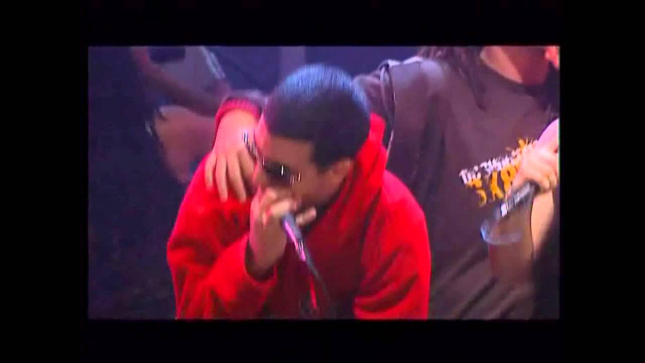הדג נחש והפי.אר. טרופרז - להביא את המכה - בהופעה