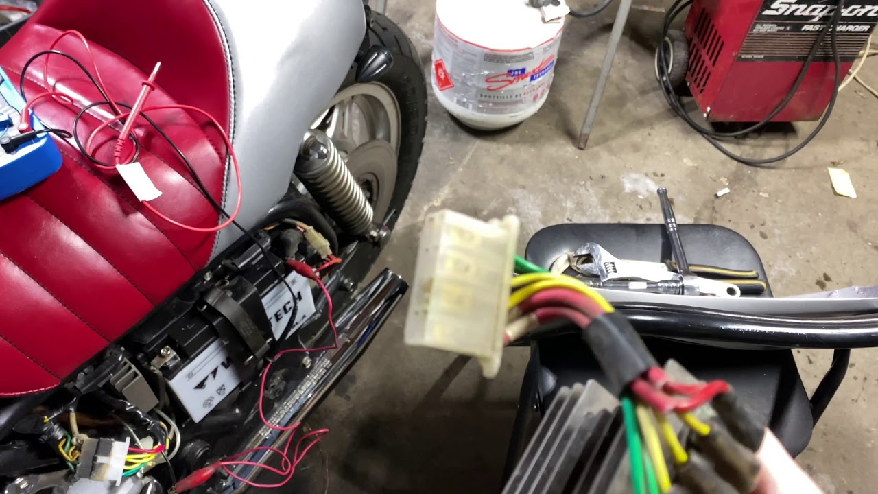 Goldwing gl1000 cafe conversion part 9..overcharging solved , regulator-rect, air fuel adjustment