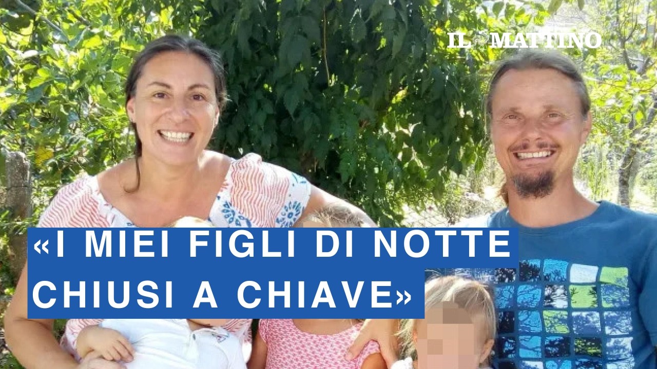 Famiglia nel bosco, mamma Catherine: «I miei figli di notte chiusi a chiave,  hanno paura»