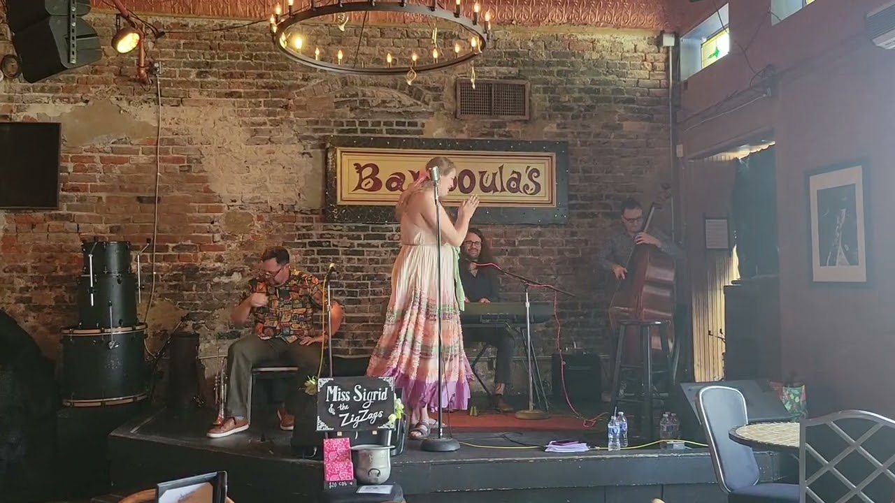 Miss Sigrid & The Zigzags @Bamboula's, Frenchmen St, New Orleans