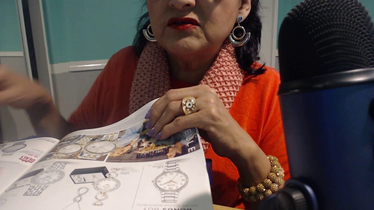 ASMR Hojeando una Revista