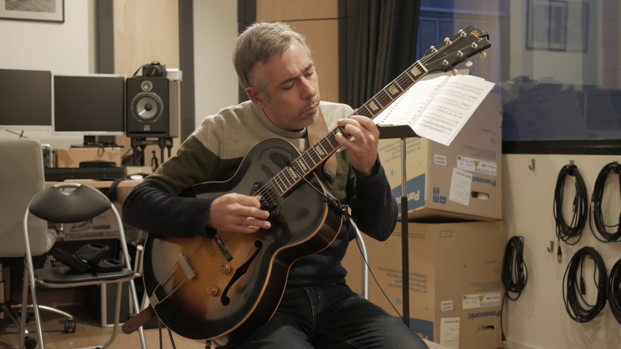 Shadow of Your Smile - Solo Jazz Guitar