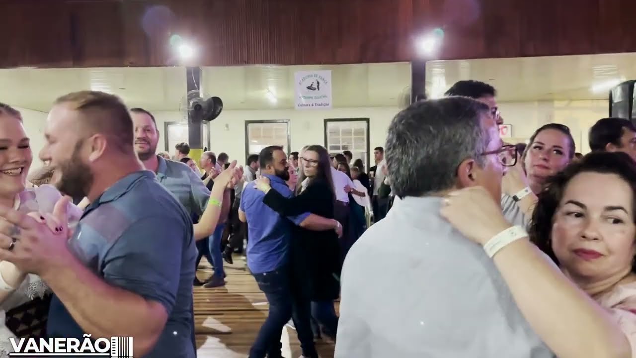 Chegou o bugio no fandango! Grupo Vanerão