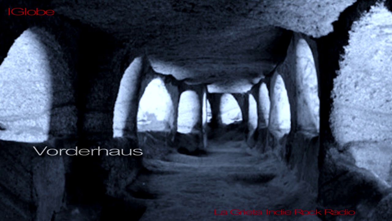 Vorderhaus | Catacombs