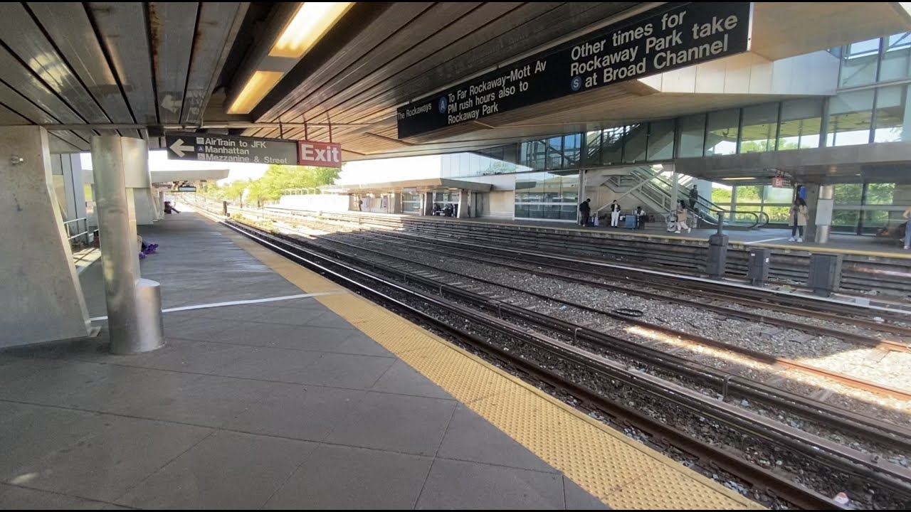 IND Rockaway Subway: R46 & R179 (A) trains @ Howard Beach-JFK Airport + Station Tour