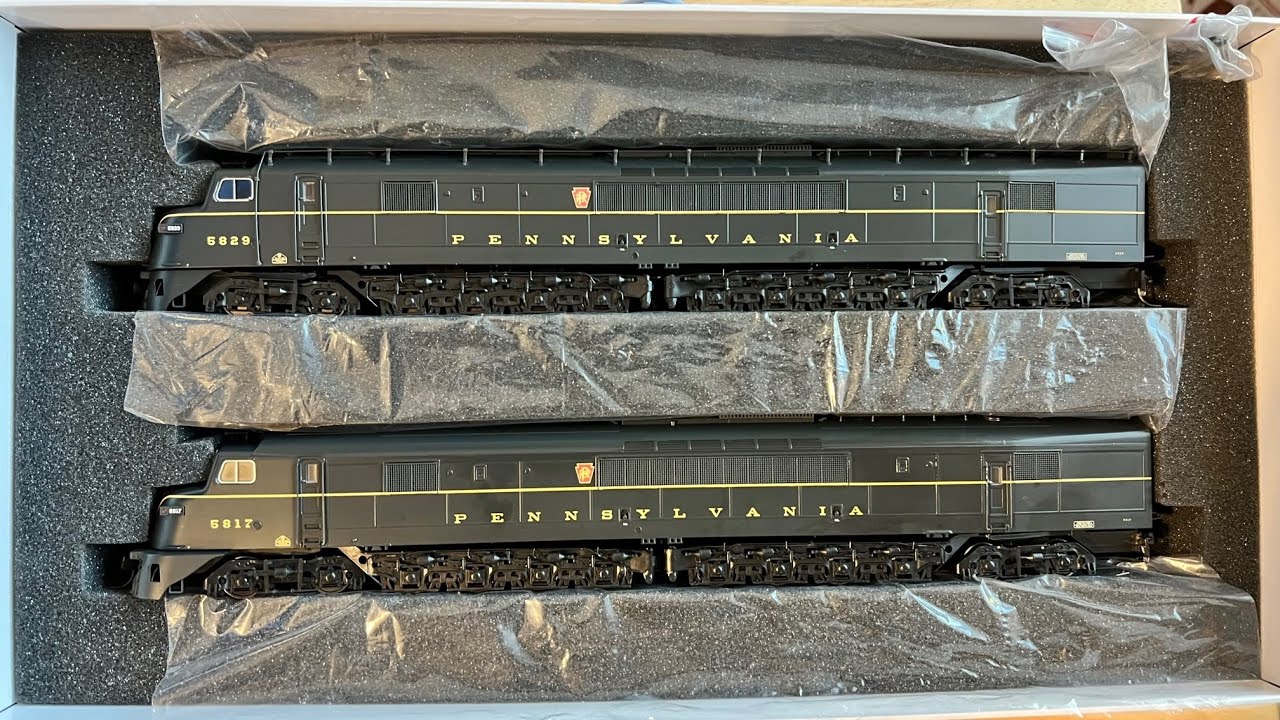 Future layout video #1, Unboxing the Broadway Limited Baldwin Centipede A-A Set PRR 5829 and 5817