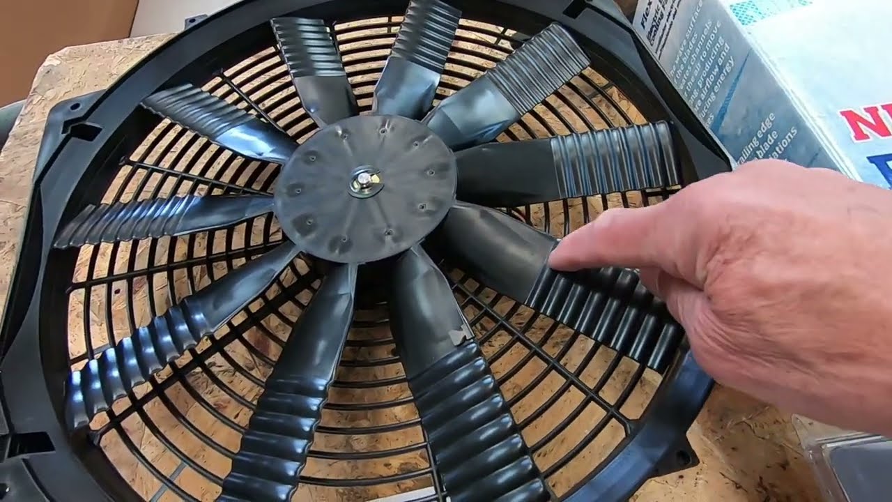 Установка автомобильного электровентилятора Flex-A-Lite Flex-Wave