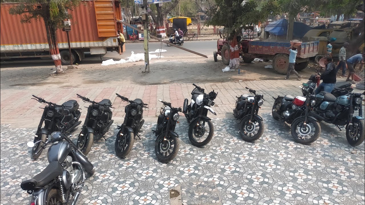 8th March 2026 Unloading Jawa Yezdi bike on live | Ramayan Moters Gaya Bihar #automobile #yezdi 