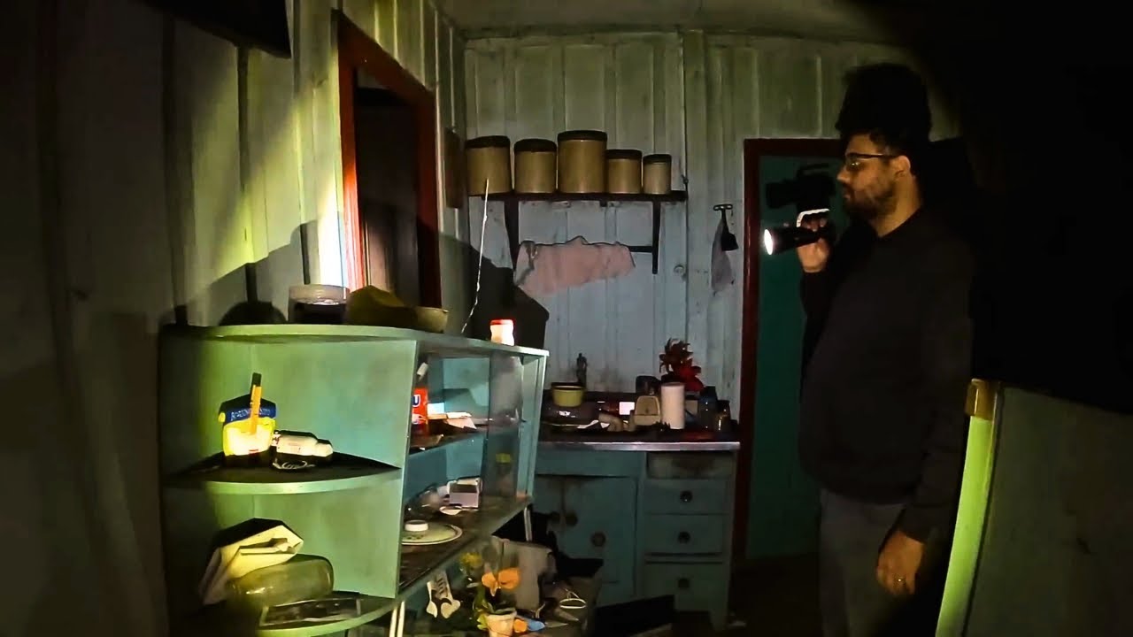 CARREGADO DE ALMAS PERDIDAS ESTA CASA