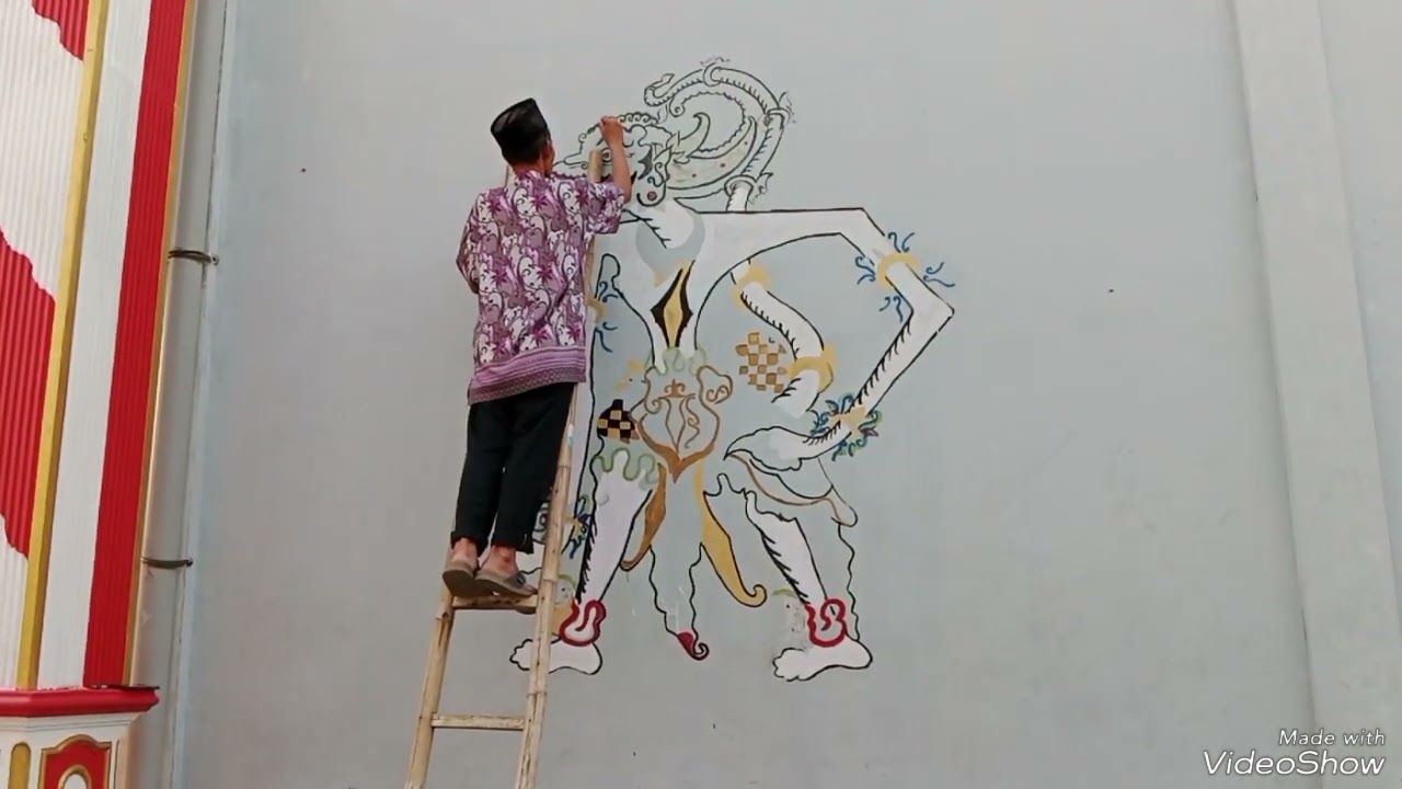 pelukis wayang anoman terbesar :lek roko.lain dari pada yang lain.