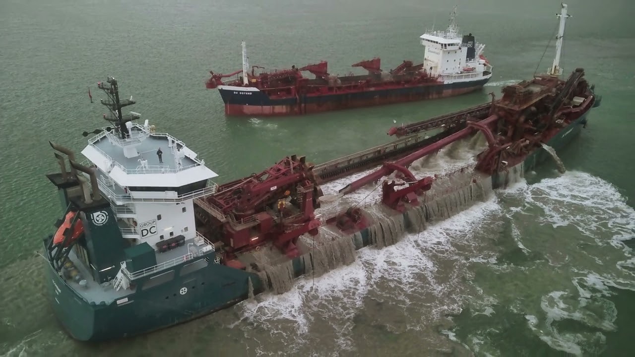 Group De Cloedt beach replenishment in De Haan.
