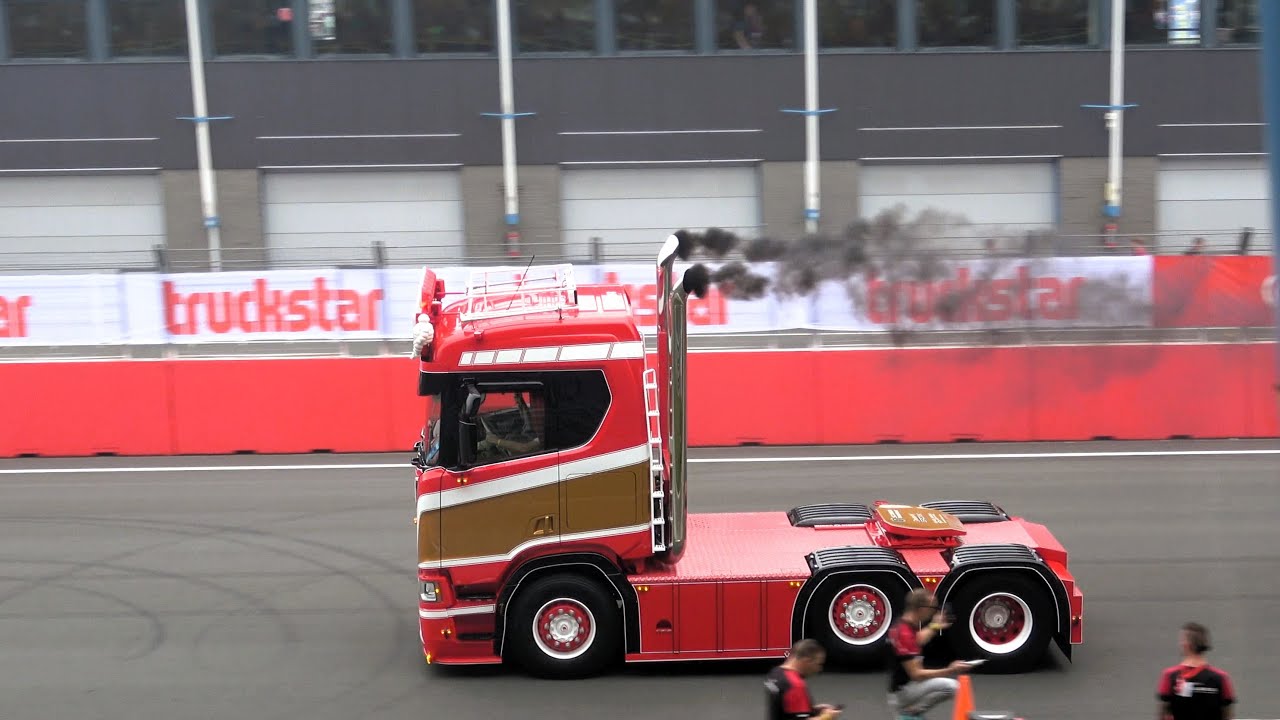 DECIBELLEN CONTEST Part 1 &  2 - Trucks with Loud Pipes Sound | Truckstar Festival Assen 2025 | 4k