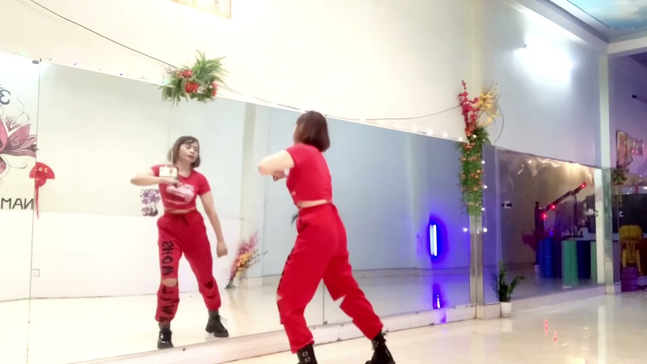 Sapoon sapoon /ban quay c&ugrave;ng hướng de nhảy  choreo zilo