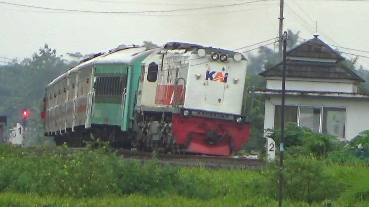 KERETA API PANJANG‼️ HUNTING LAGI CEGAT KA LOKAL COMMUTER LINE MERAK 