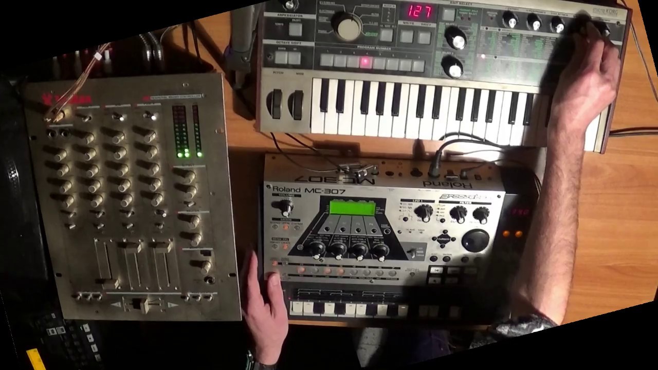 ROLAND MC-307 & MICROKORG // TECHNO #3