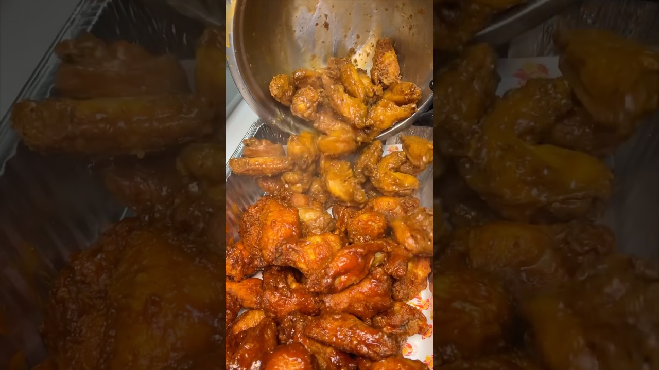 These GAME-DAY CATERING TRAYS from Fluffie&rsquo;s in NJ & NYC are INSANE. 🏈 (Part 2 of 2) #DEVOURPOWER