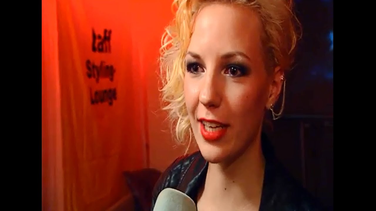 Spontanes Umstyling im Club / Beauty N°7