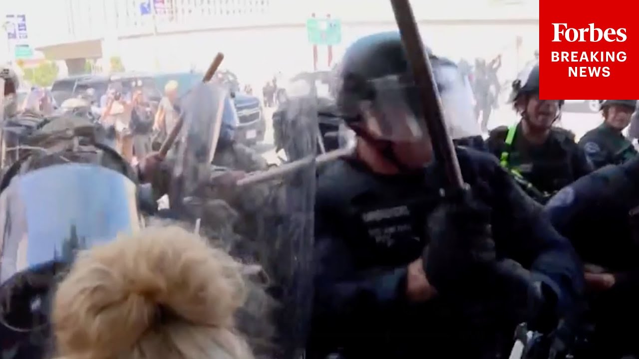 BREAKING NEWS: LAPD Officers Use Clubs On Anti-ICE Demonstrators In Los Angeles, CA