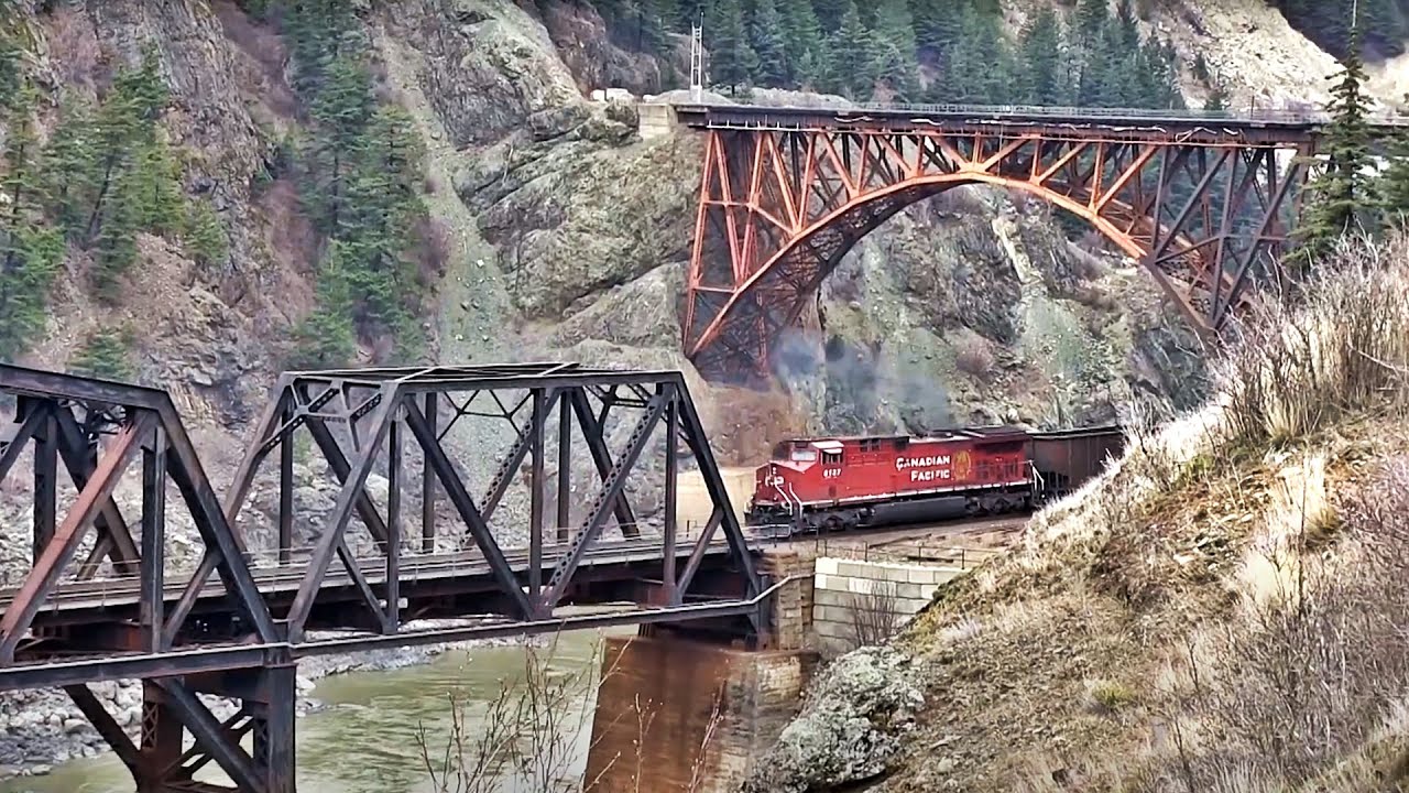 BIG Trains At Cisco Bridges, Including a Meet, Foreign Power & CN D8's in the Thompson Canyon, BC