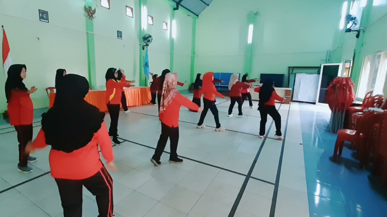 Senam KEBUGARAN Lansia dan BL