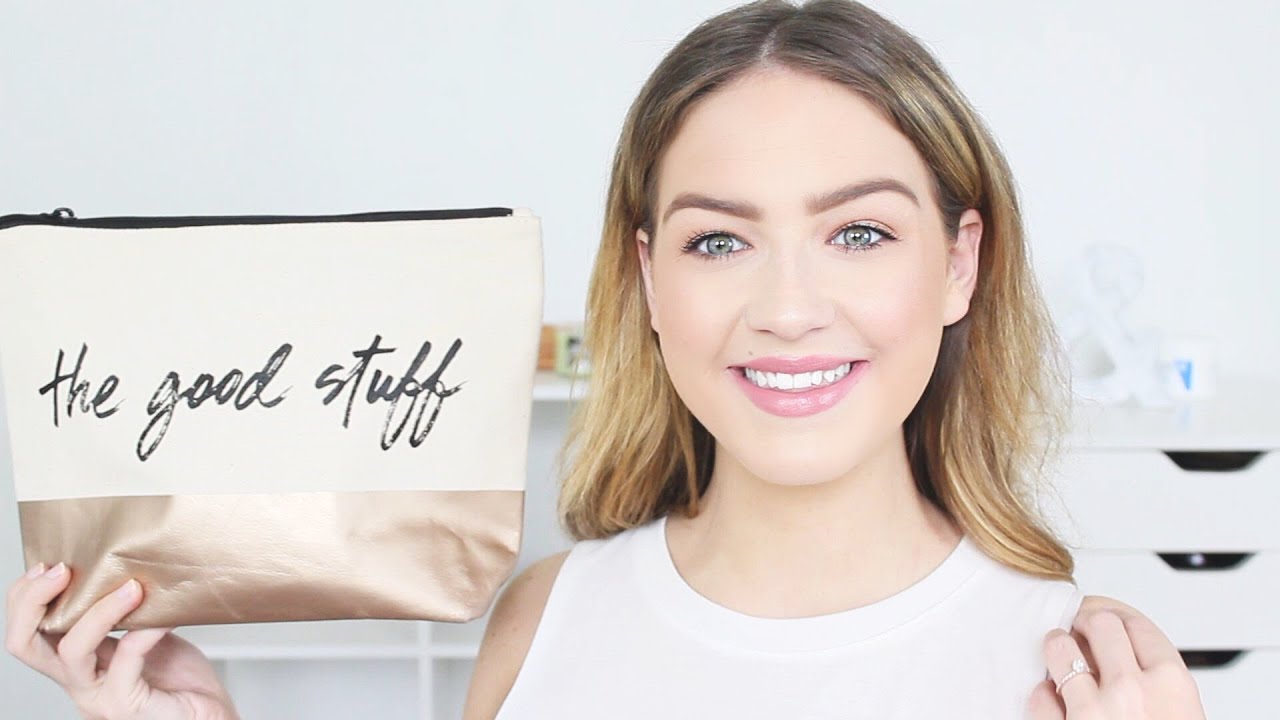 What's in My Travel Makeup Bag | LoveShelbey