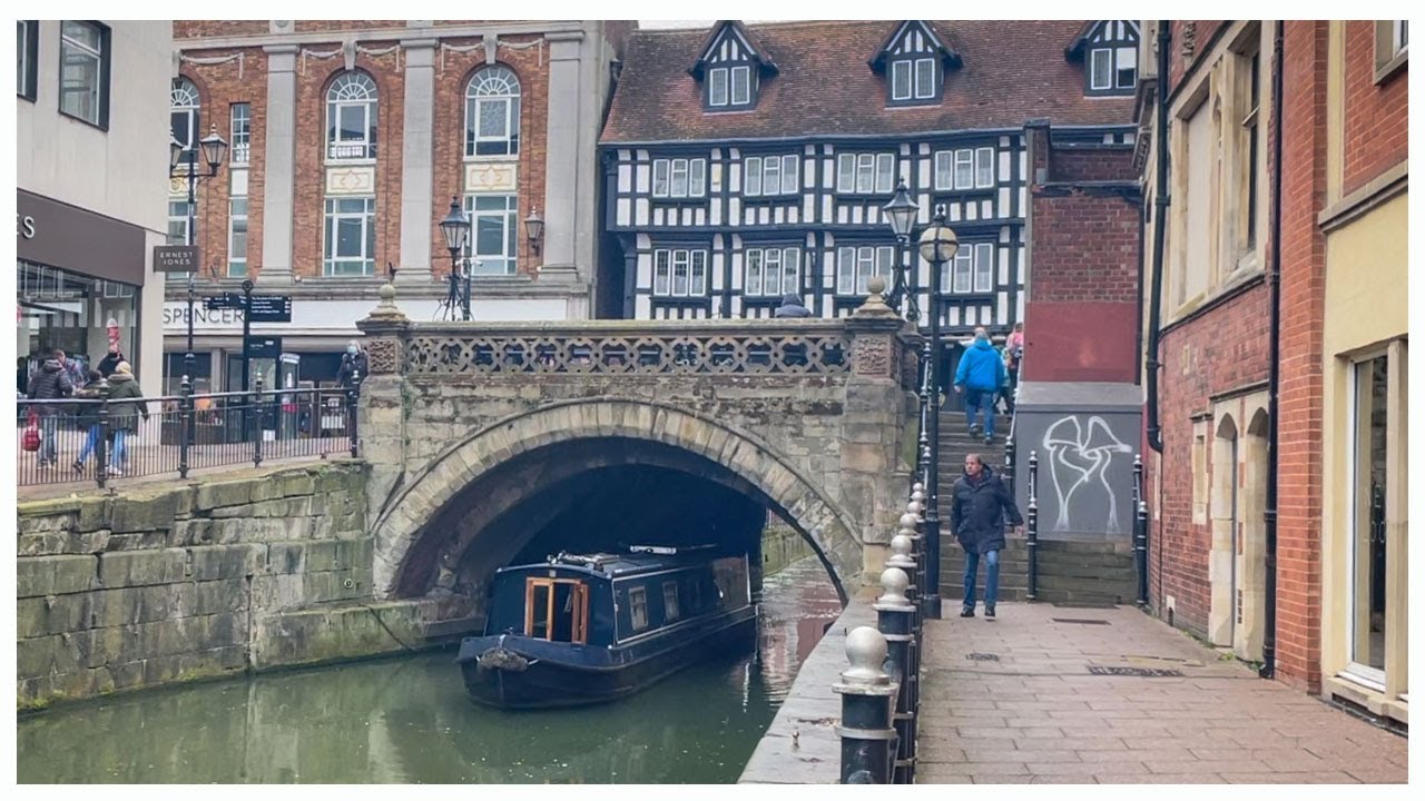 380 - Narrowboating in a Storm in Lincoln