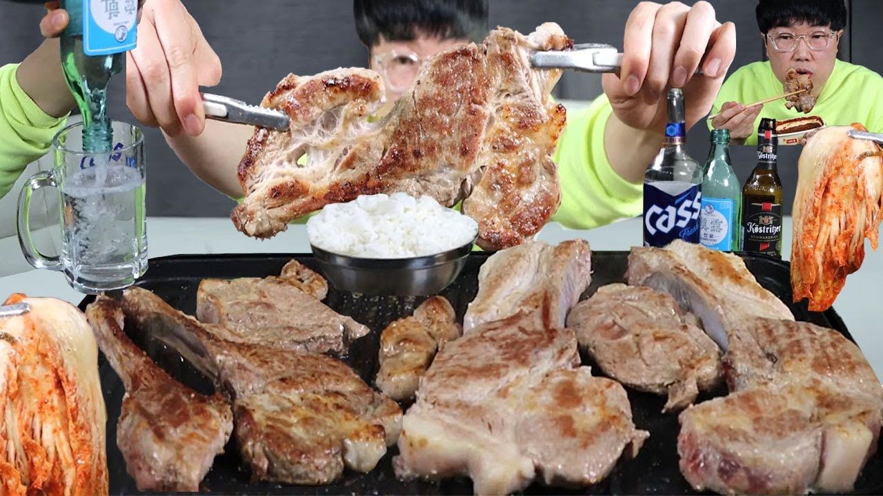 한돈 돼지갈비.목살 2.5키로.. 고봉밥에 소주 한병 원샷으로 묵고 맥주2병 꿀꺽~