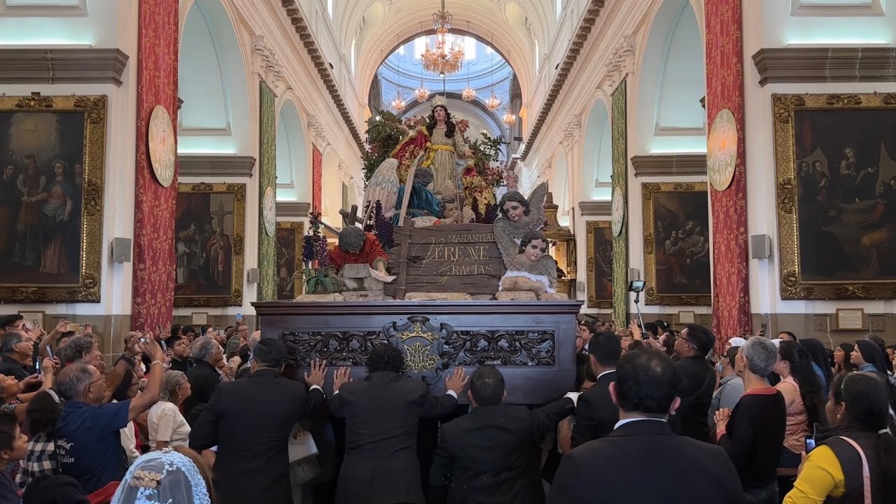 Ave María / Entrada y Salida V￼irgen de la Asunción de Catedral Metropolitana 2025